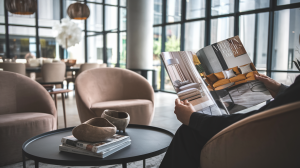 salon-elegant-moderne-personne-magazine
